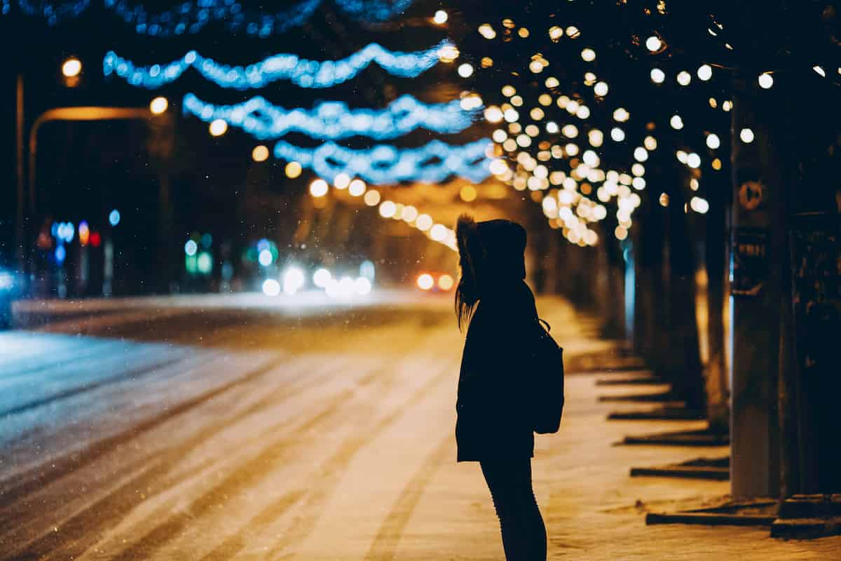 「人生に飽きた」「いつまでこれが続くんだろう」そう思う原因と対処法
