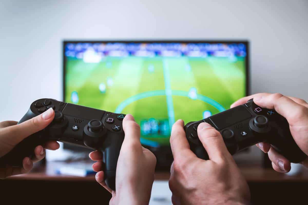 テレビやスマートフォンでのゲーム
